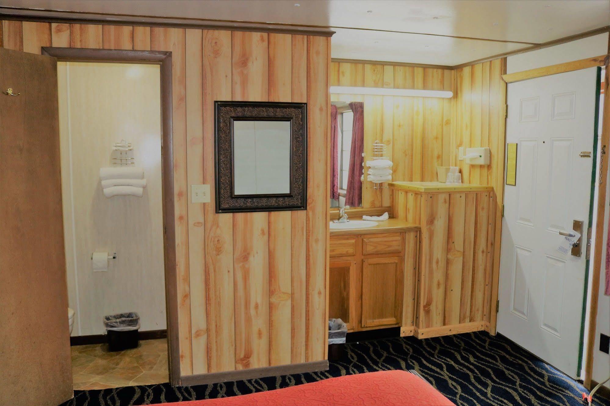 Rodeway Inn Harlan Εξωτερικό φωτογραφία